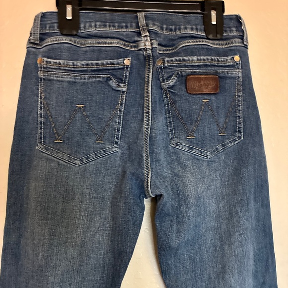 Wrangler Men’s Retro Slim Fit Bootcut Jean 30/36 - Picture 3 of 6